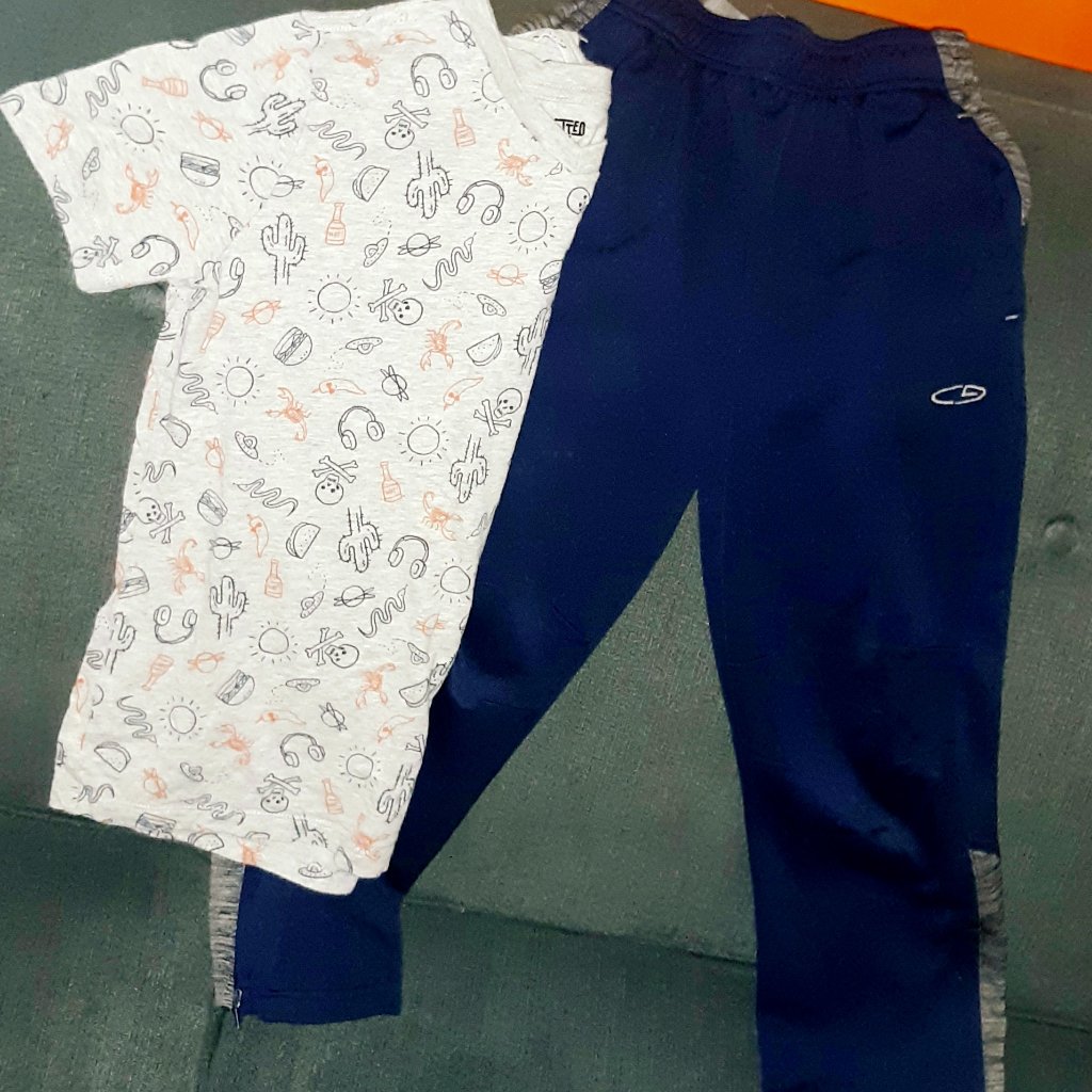 Tee & Athletic Short Bundle Euc